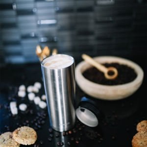 Qwetch QM6000 Isı Yalıtımlı 470ml Termos Mug - Metalik